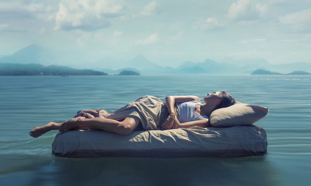 shutterstock_366276713 Wellness Aboard - Sleeping on the ocean