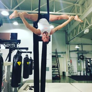 Antigravity fitness, yoga